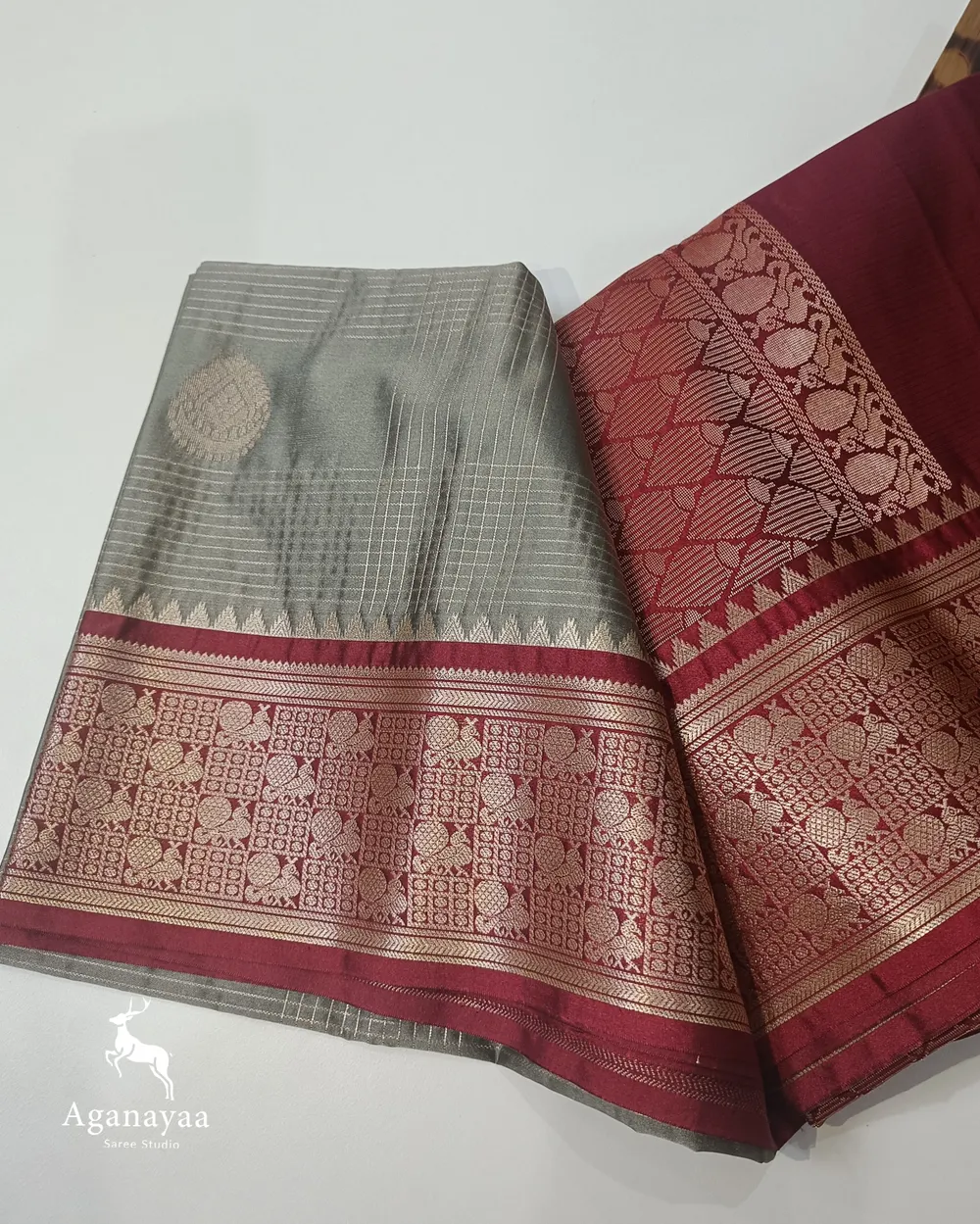 Traditional Silver Grey Zari Kattam