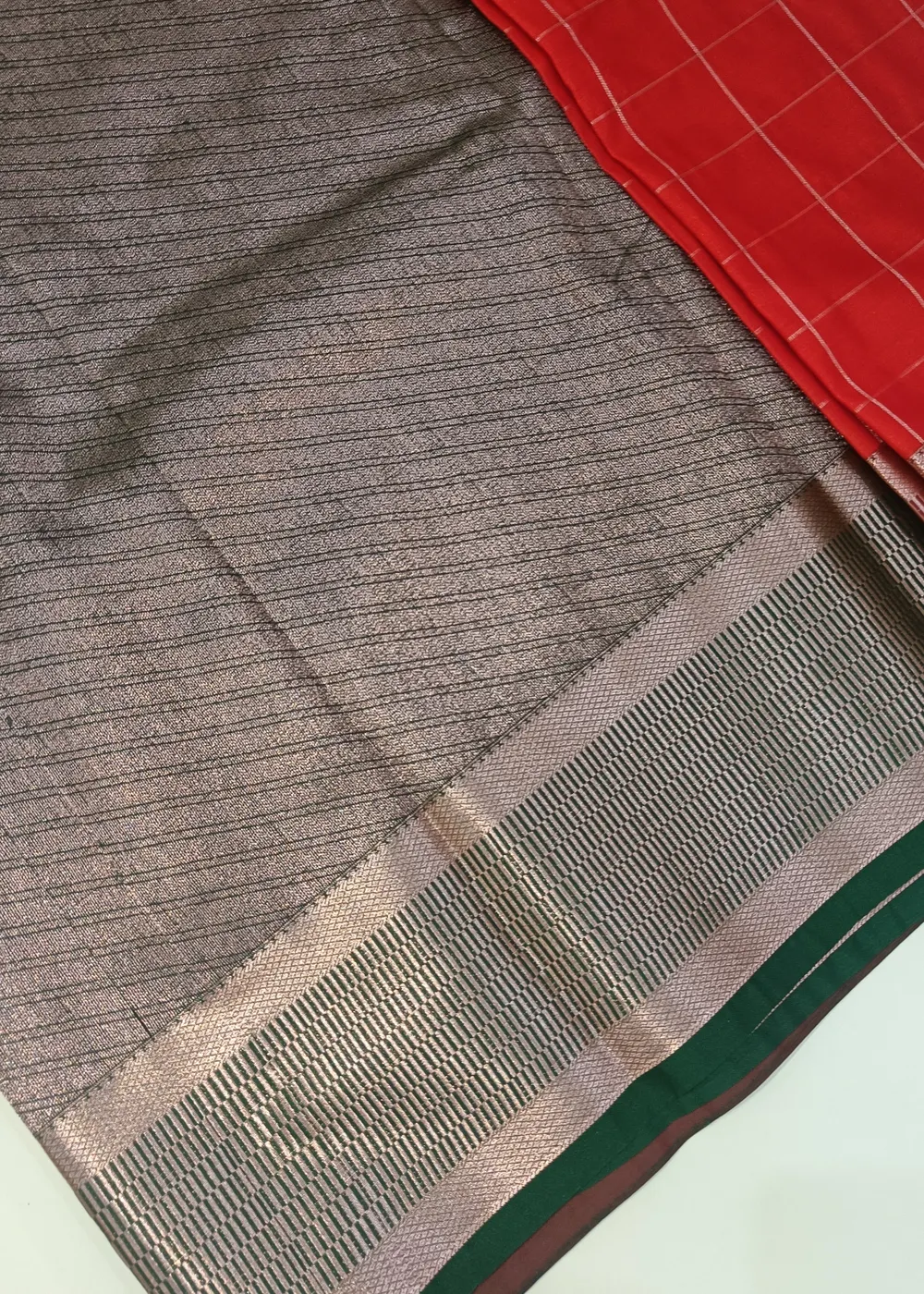 Chilly Red Zari Kattam