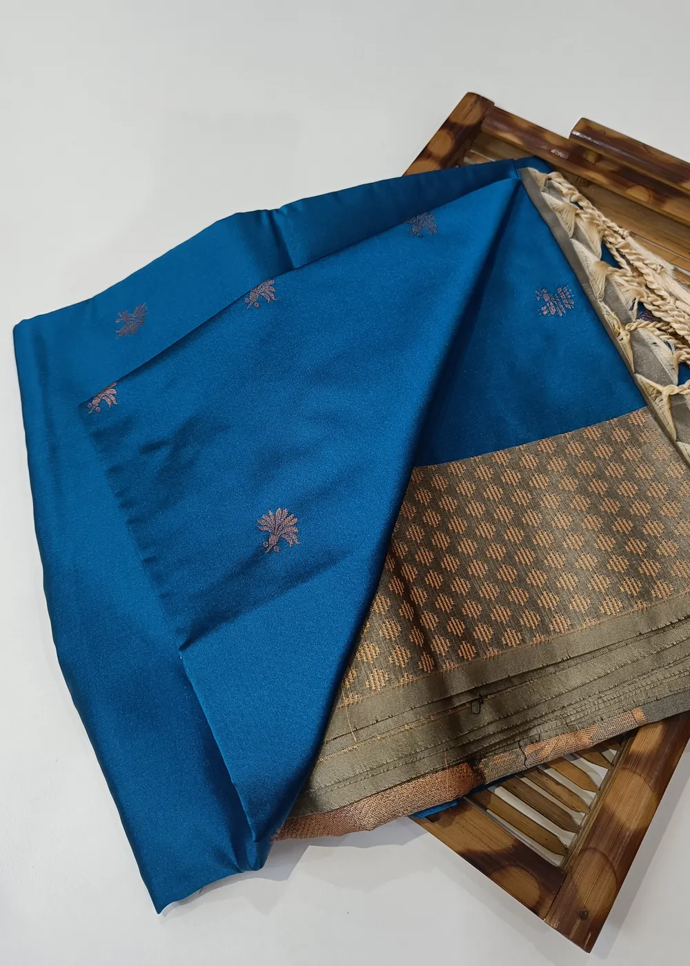 Saphire Blue Vegan