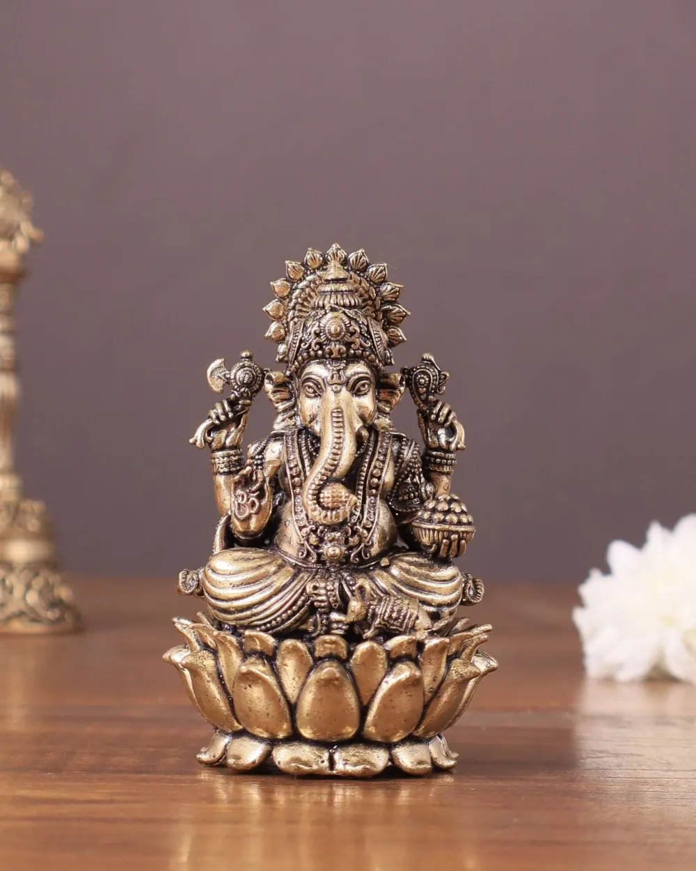 Siddhi Vinayak Idol in Superfine Pure Brass
