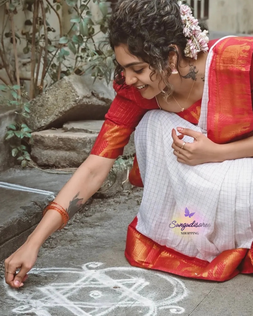 Rashmika inspired elephant border saree