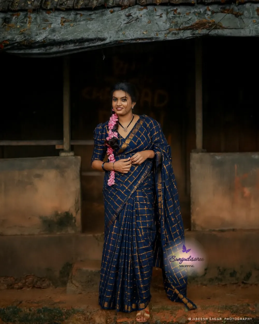 Navy blue Pavithra sungudi