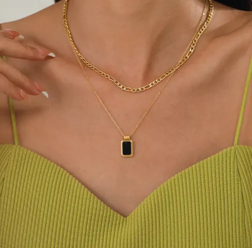 Black pendant layered