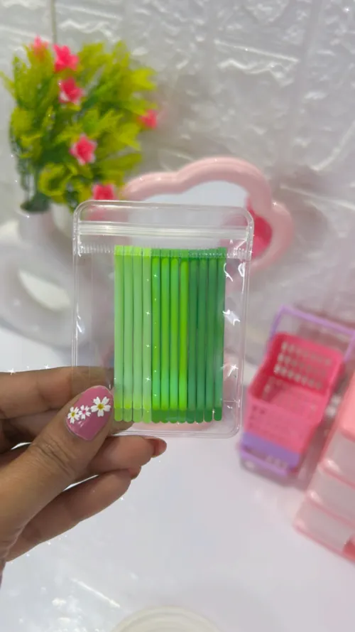 Bobby pins