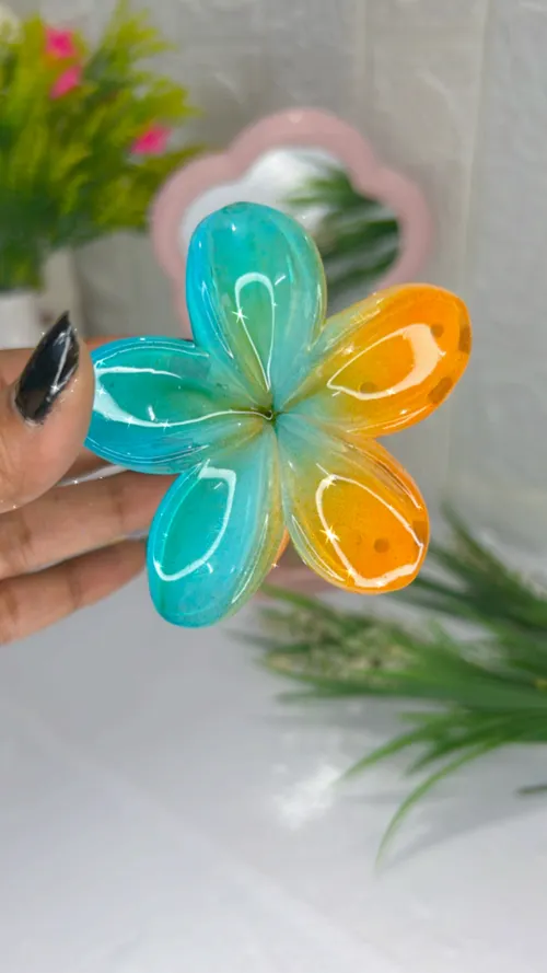 Dual Toned Floral