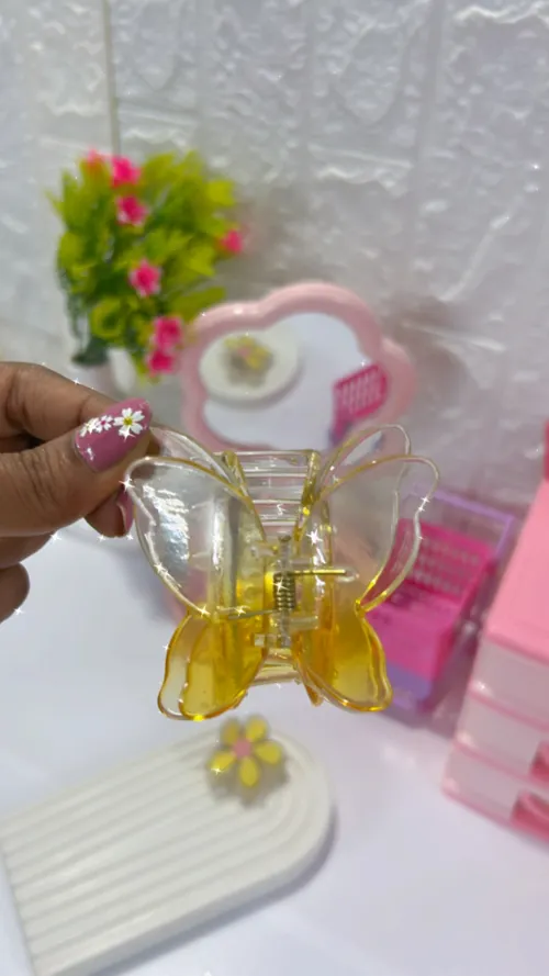 Double shade butterfly