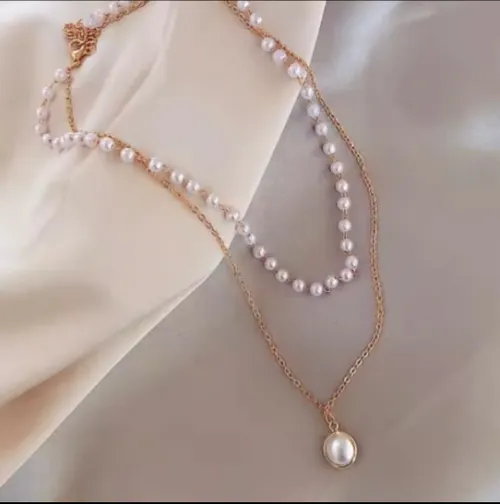 Pearl layered necklace