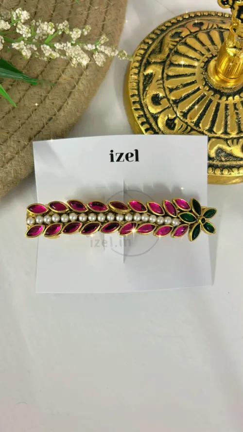 Floral pearl - center clip