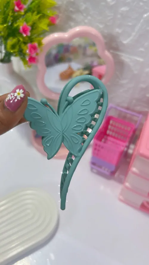 Butterfly matte