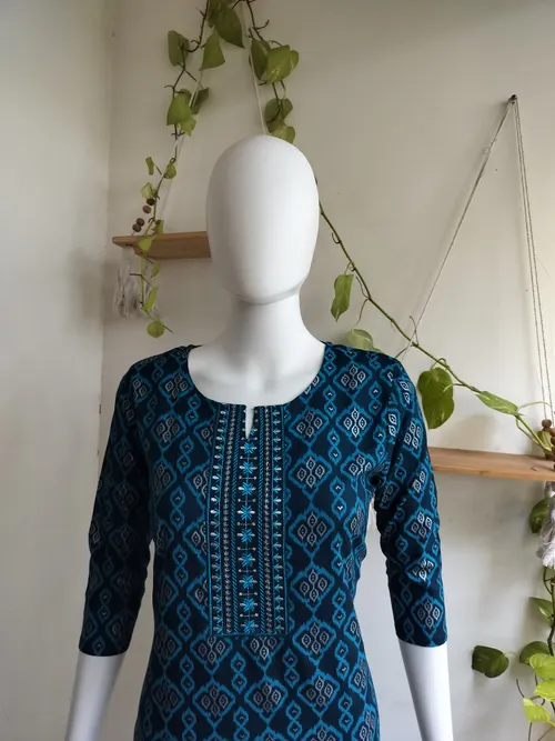 Kurti 147