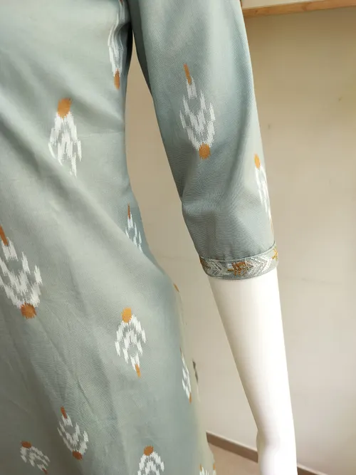 Kurti 138