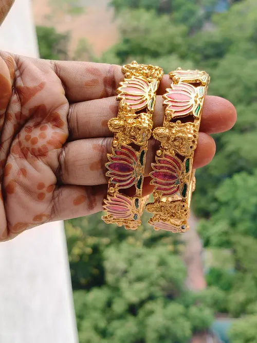 LOTUS LAKSHMI BANGLE
