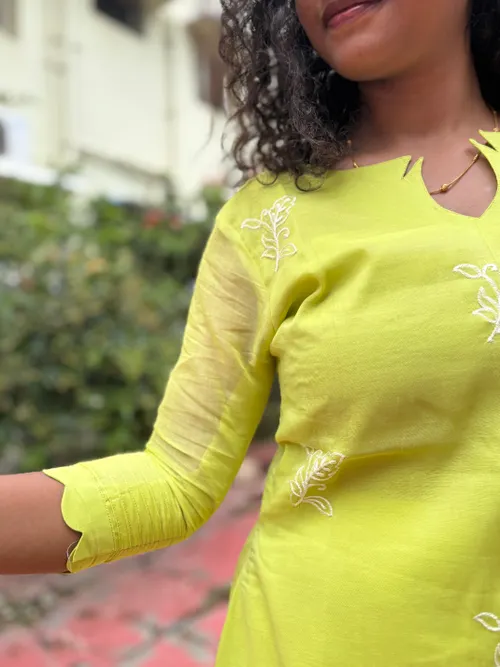 Nion Green Kurti With Dupatta