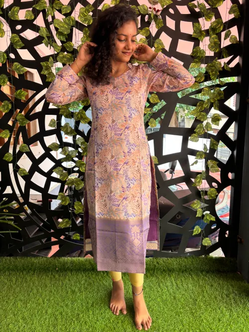 Banarasi Kurti with Border