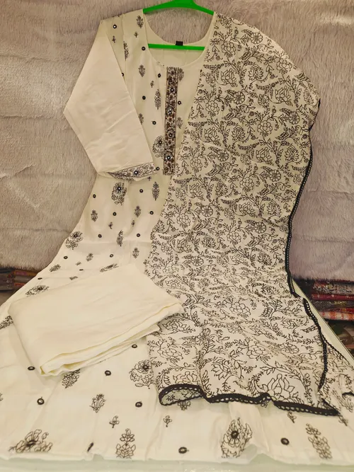 WHITE SEMI SILK KURTI SET KS037