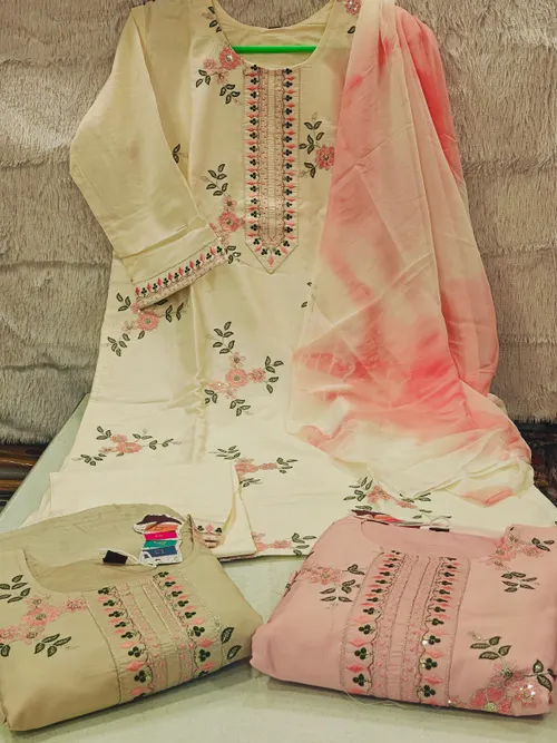 EMBIRODARY U SHAPED KURTI SET KS054