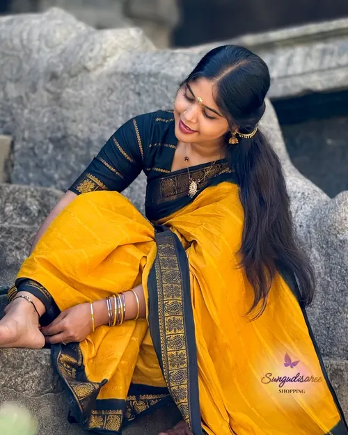 Mustard with black velthari