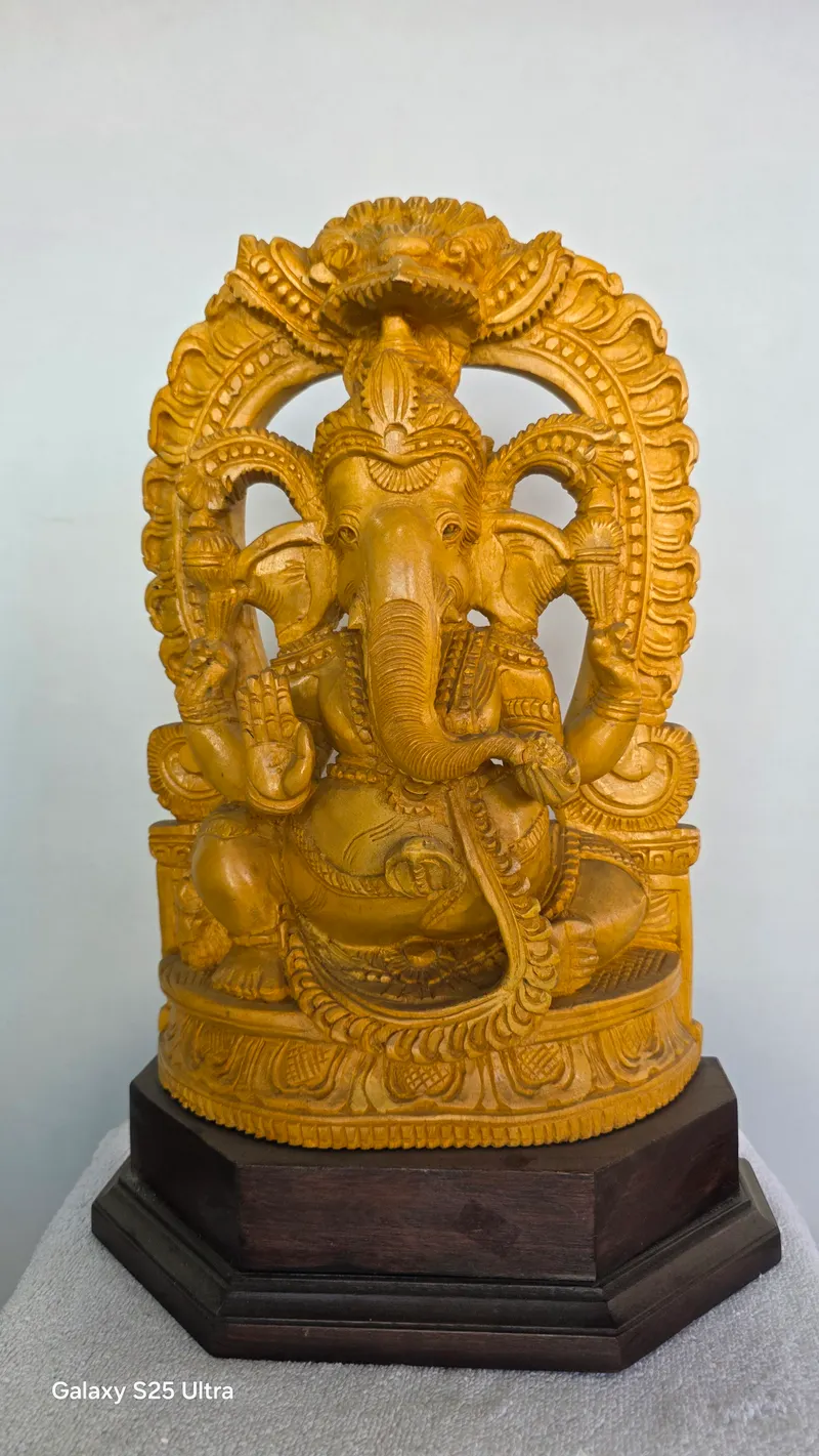12" Large Chaturbhuja Lord Ganesha Seated on Kirtimukha Throne | Idampuri Vinayagar
