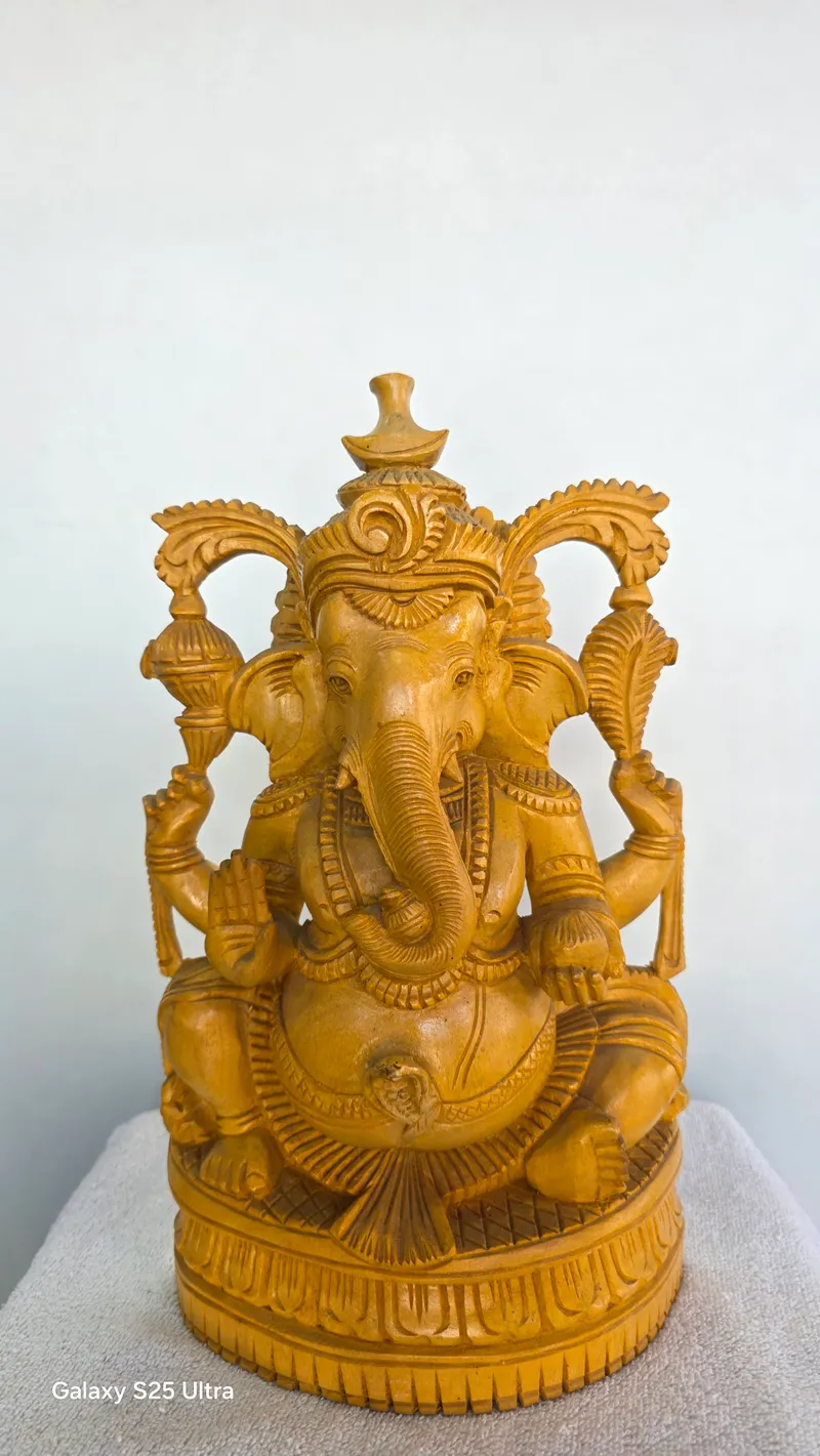 12" Chaturbhuja Lord Ganesha Seated on Lotus | Valampuri Vinayagar | Kumbil Wood Carving
